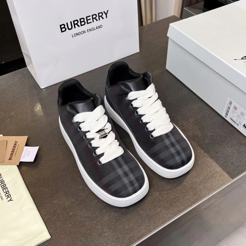 Burberry Low Shoes